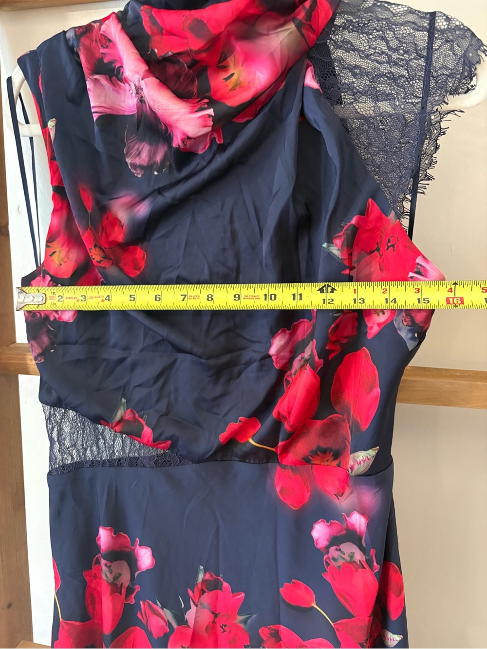 Petal & Pup Annabelle Floral Cowl Neck Satin Maxi Dress M - Picture 4 of 6